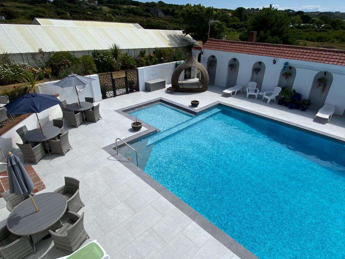 Saint Peter Beau Vallon Holiday Apartments מראה חיצוני תמונה